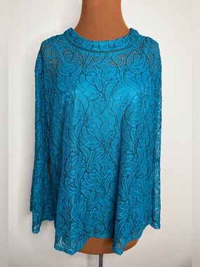 Ultra Pink Teal Lace Long-Sleeve Top With Matching Cami Size XL